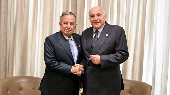 السيد أحمد عطاف يجري بالأردن مباحثات مع الأمين العام لجامعة الدول العربية